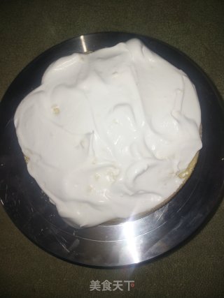 流苏花边草莓蛋糕的做法步骤：11