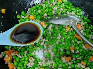豌豆炒肉末的做法步骤：6