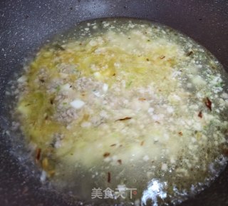 荠菜山药肉末豆腐羹的做法步骤：3