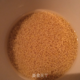 百合红薯小米糊的做法步骤：1