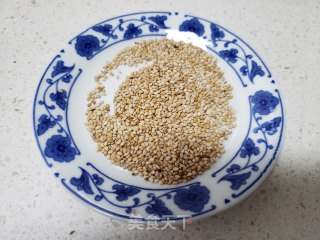 白芝麻拌青菜的做法步骤：1
