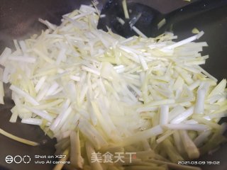 鸡蛋炒韭黄的做法步骤：4