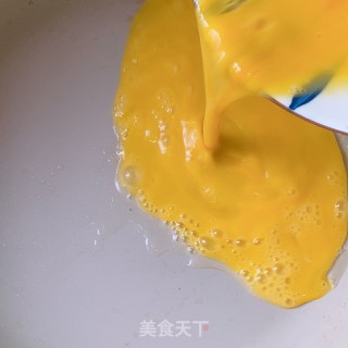 鸡蛋炒香菇-素菜的做法步骤：3