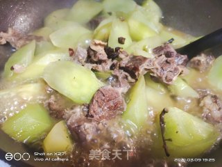 牛腩烧莴笋的做法步骤：6