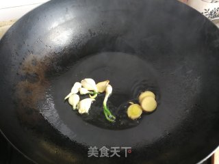 海鲜面的做法步骤：2