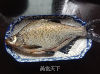 清蒸武昌鱼的做法步骤：2