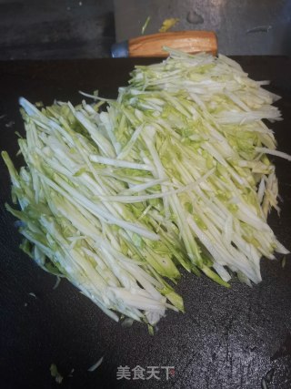 凉拌儿菜的做法步骤：3