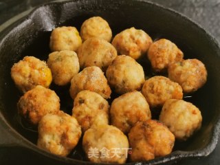糖醋丸子的做法步骤：4