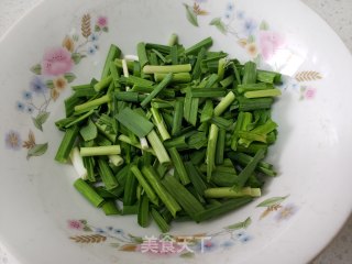 青菜炒腐竹的做法步骤：1