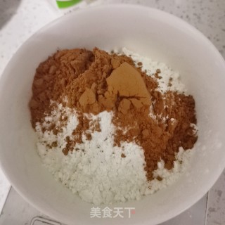 黑森林蛋糕的做法步骤：4
