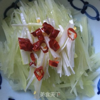 糖醋莴笋丝的做法步骤：4