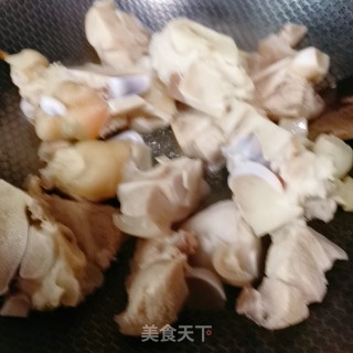 油豆腐烧猪蹄的做法步骤：6