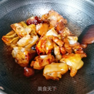 油豆腐烧猪蹄的做法步骤：8