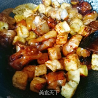 油豆腐烧猪蹄的做法步骤：10