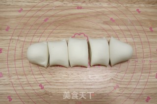 花朵牛奶馒头的做法步骤：6