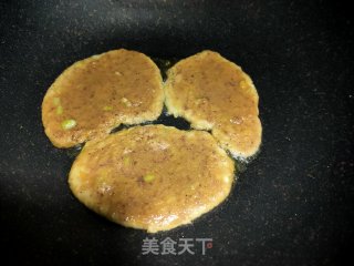 虾酱饼的做法步骤：7