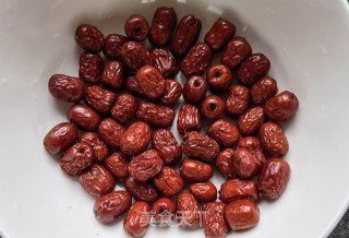 西洋参黄芪红枣茶的做法步骤：1
