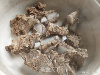 排骨冬瓜汤的做法步骤：3