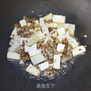 麻婆豆腐的做法步骤：7