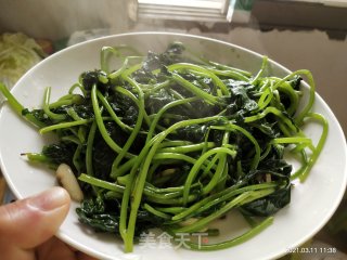 清炒番薯叶的做法步骤：6