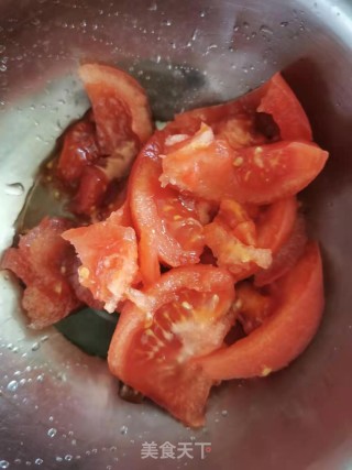 酸甜肉丸的做法步骤：1