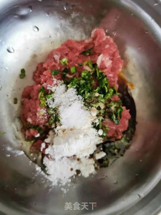 酸甜肉丸的做法步骤：3