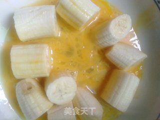 脆皮炸香蕉的做法步骤：1