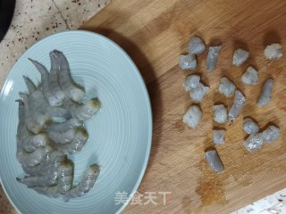 鲜虾小馄饨的做法步骤：2