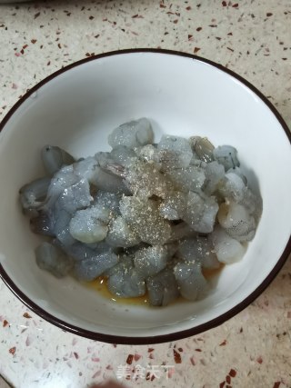 鲜虾小馄饨的做法步骤：3