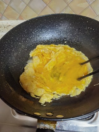 西红柿豆腐蘑菇汤的做法步骤：10