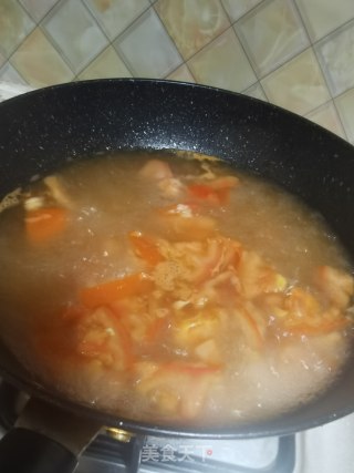 西红柿豆腐蘑菇汤的做法步骤：16