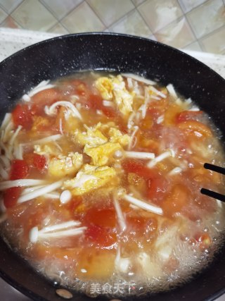 西红柿豆腐蘑菇汤的做法步骤：19