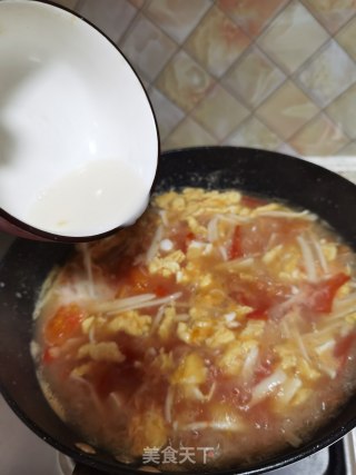 西红柿豆腐蘑菇汤的做法步骤：21