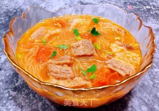 西红柿牛肉粉丝汤#酸甜开胃菜#的做法步骤：11