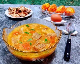 西红柿牛肉粉丝汤#酸甜开胃菜#的做法步骤：15