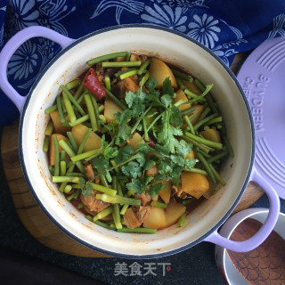 鸡腿土豆焖锅的做法步骤：13