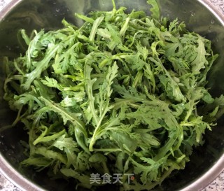凉拌茼蒿的做法步骤：4