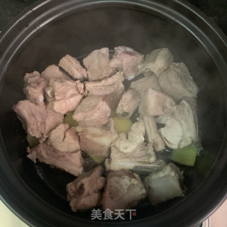 干豆角焖排骨的做法步骤：6