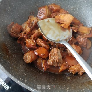 冬笋烧羊肉的做法步骤：23