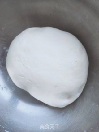 虾干韭菜水饺的做法步骤：1