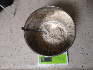 减脂饱腹燕麦饼干的做法步骤：1