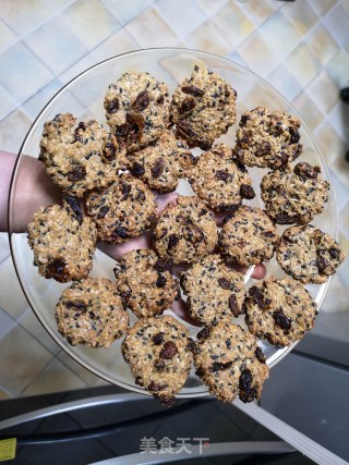 减脂饱腹燕麦饼干的做法步骤：9