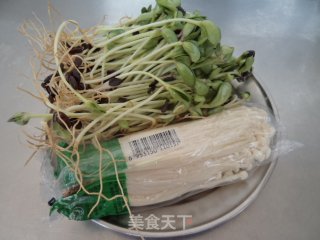 黑豆苗拌金针菇的做法步骤：1