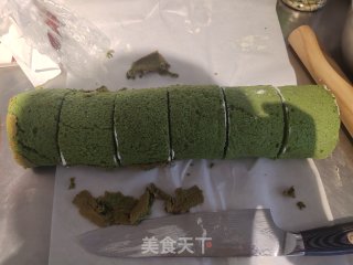 抹茶草莓卷的做法步骤：13