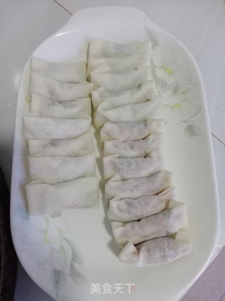 酥脆春卷的做法步骤：5
