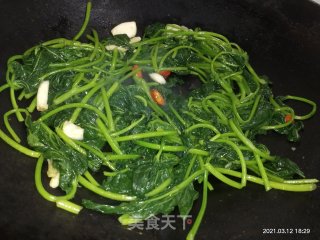 辣炒番薯叶的做法步骤：5