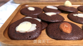 杏仁薄脆片，一口咬下去脆脆的口感非常好，简单而且超级快手。的做法步骤：17