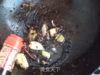 红烧五花肉熏鸡蛋的做法步骤：6