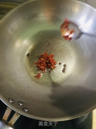 酸辣莲花菜的做法步骤：2