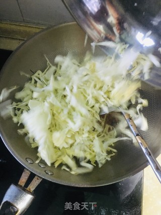 酸辣莲花菜的做法步骤：3